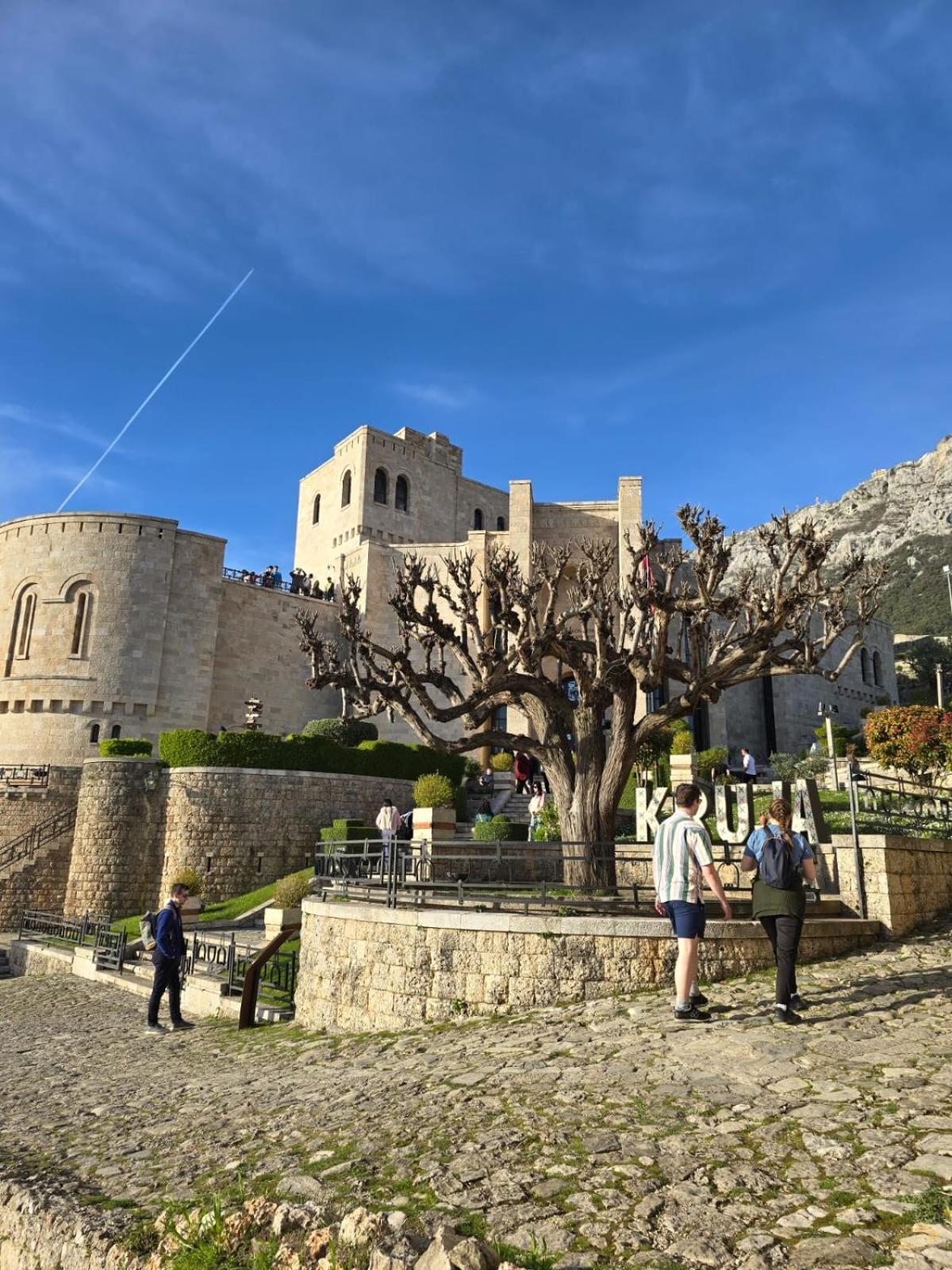 Villa Mefaja Krujë Exterior foto