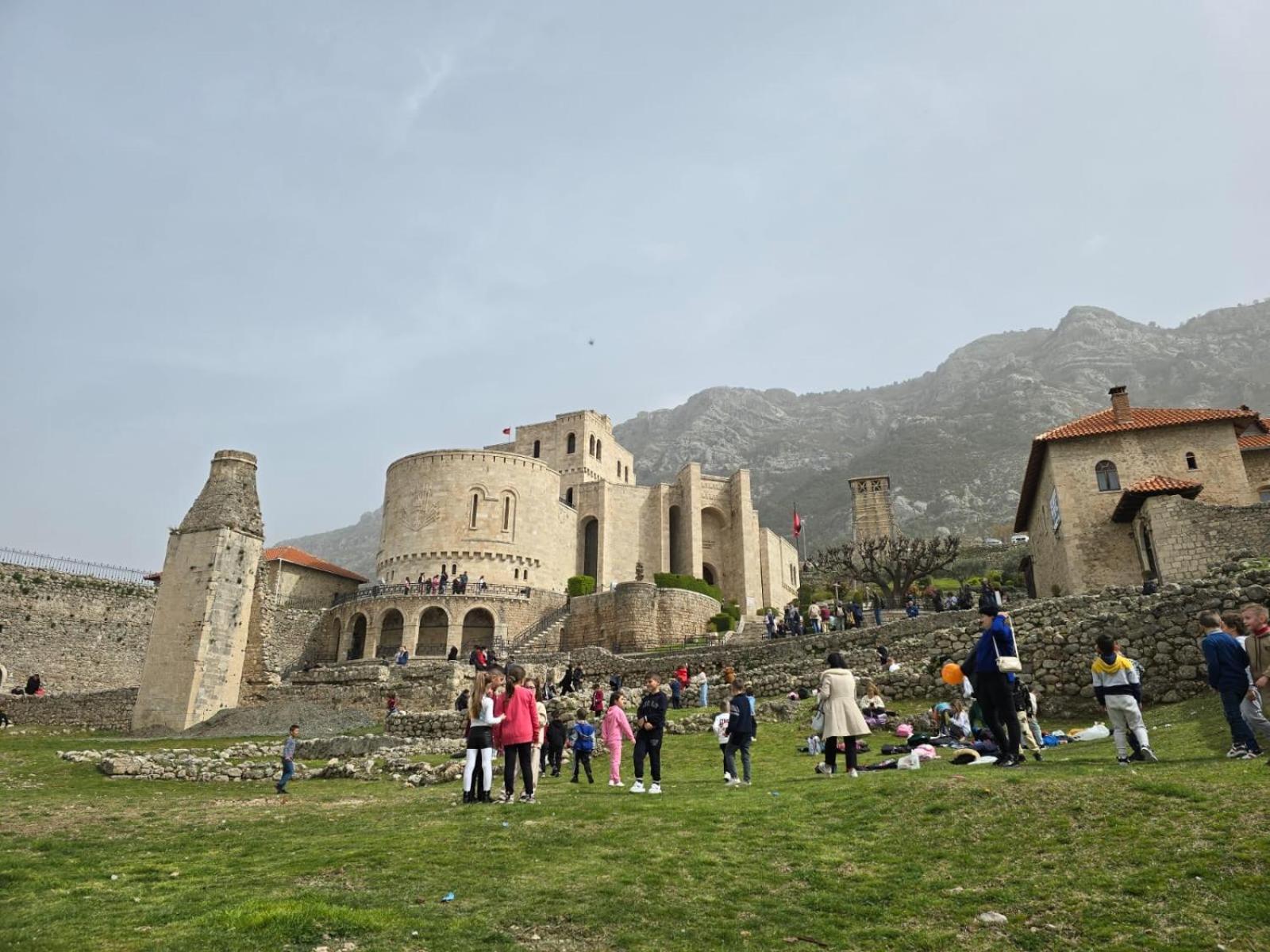 Villa Mefaja Krujë Exterior foto